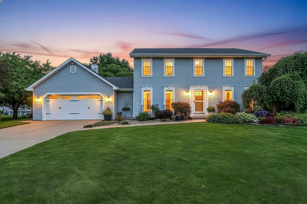 N254 Meadowbreeze Court, APPLETON
