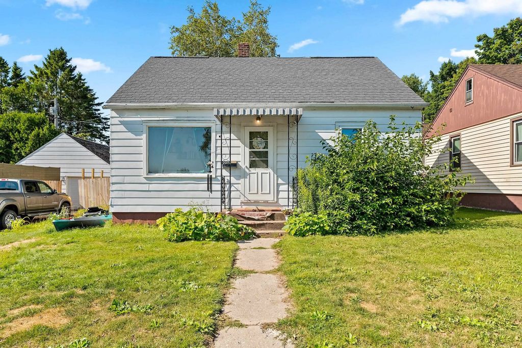207 Rolland Street, ALGOMA