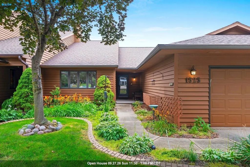 1525 N Bay Highlands Drive, GREEN BAY