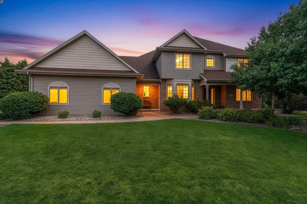 2159 Moonlight Court, MENASHA