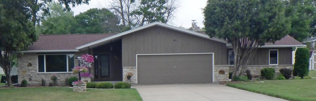 220 Pine Street, CLINTONVILLE