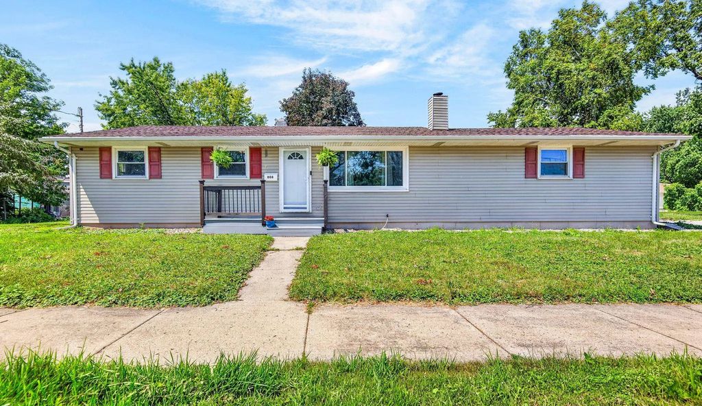 808 Grove Street, MENASHA