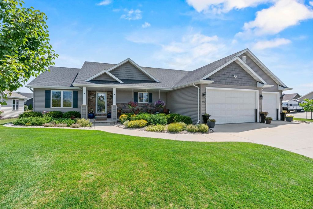 4702 N Wren Drive, APPLETON