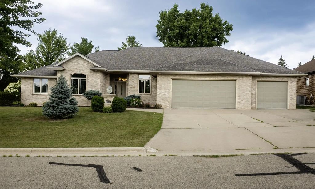 3415 Schubert Place, GREEN BAY