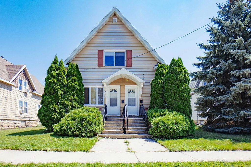 327 N Macy Street, FOND DU LAC