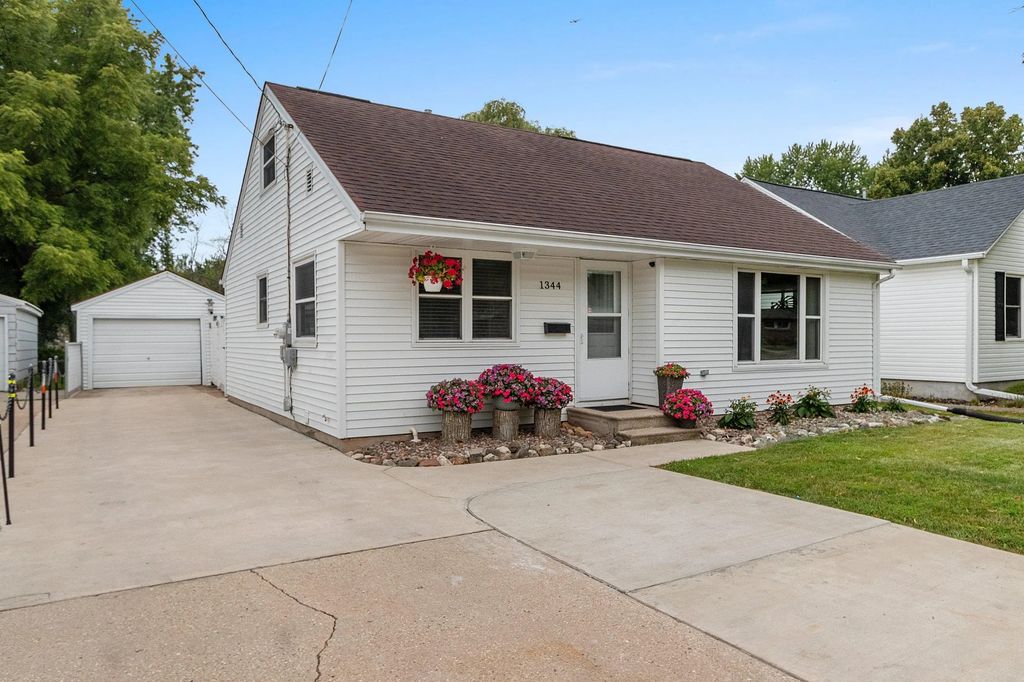 1344 Hastings Street, GREEN BAY