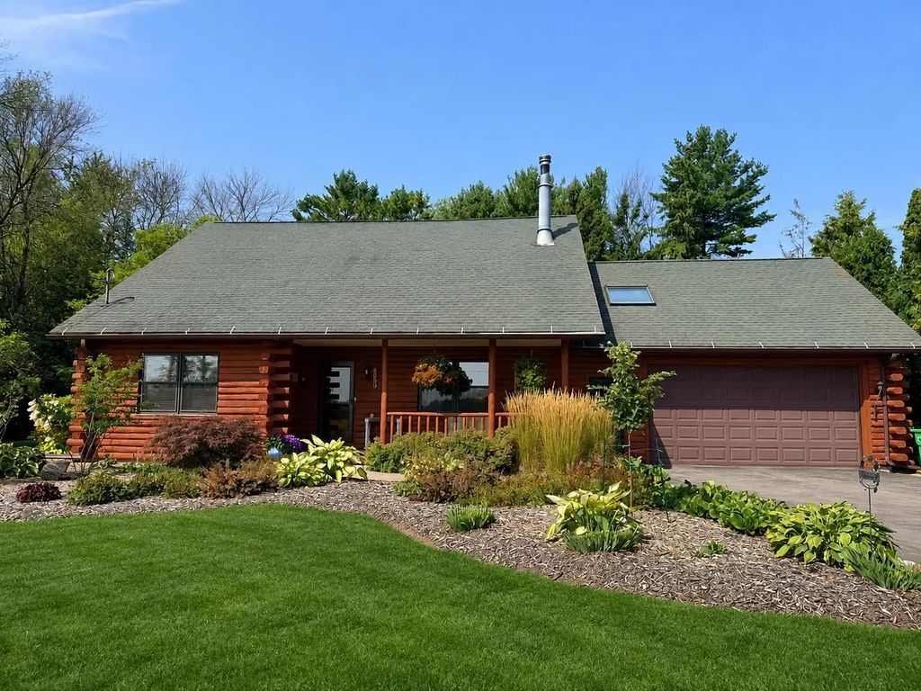 N8659 Firelane 10, MENASHA
