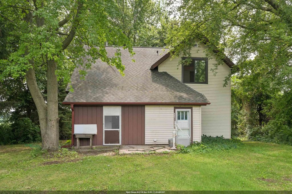 W5102 Carney Road, HILBERT