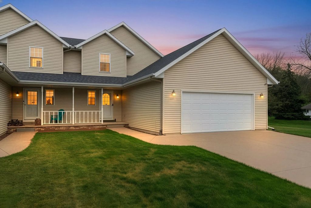 1087 Stillmeadow Lane, MENASHA