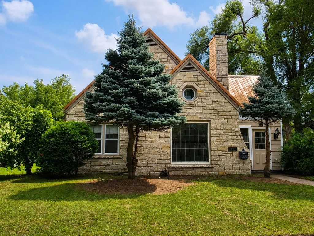 714 S Lafayette Street, SHAWANO