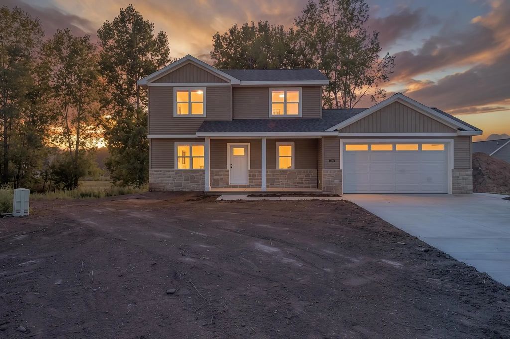 1631 Emerson Court, GREEN BAY
