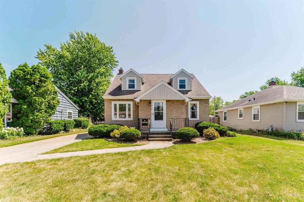 776 Elm Street, NEENAH