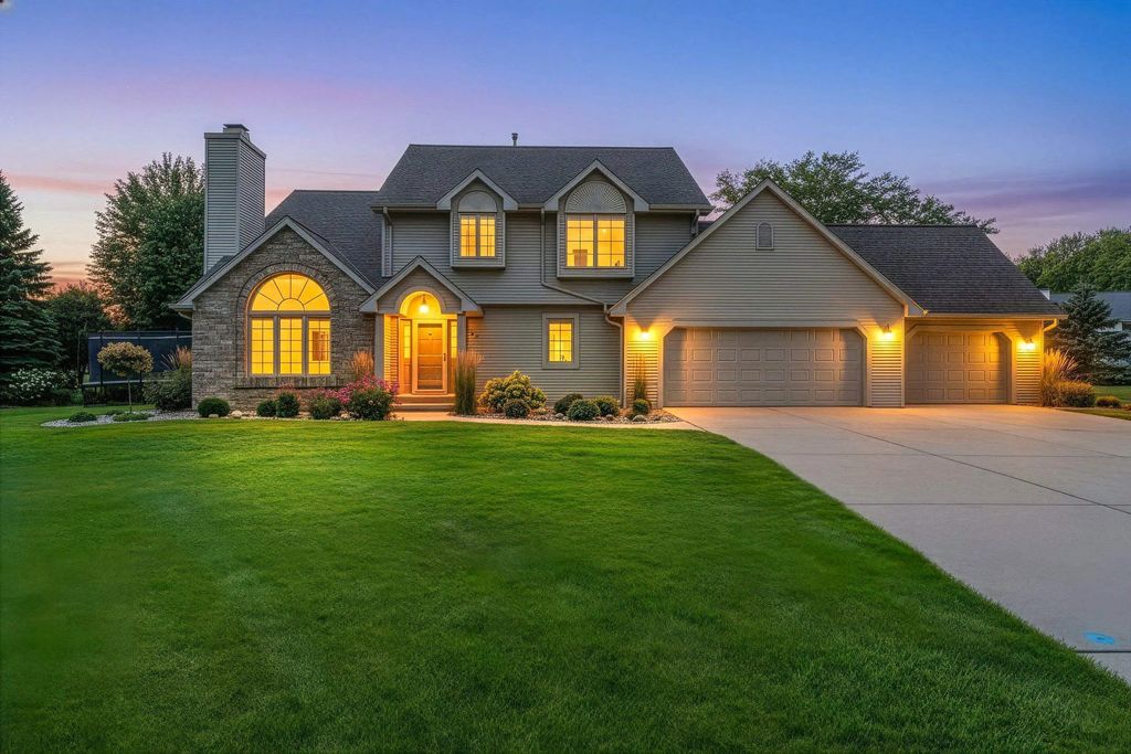 856 Atlantis Court, GREEN BAY