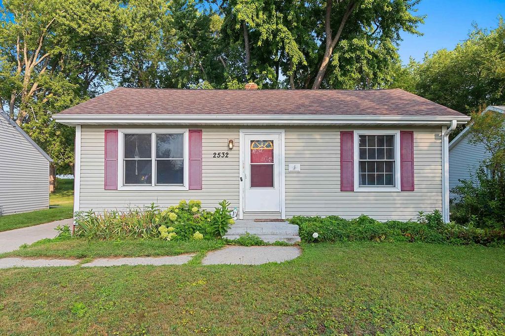 2532 Libal Street, GREEN BAY