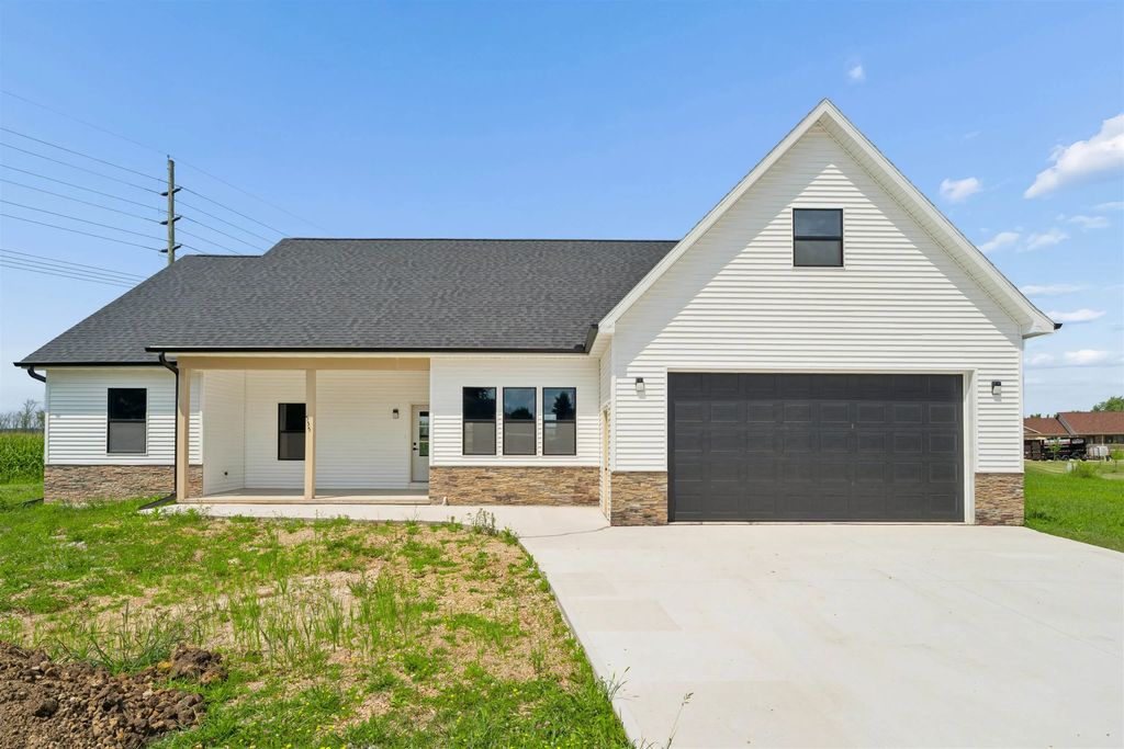 535 N Pheasant Drive, NEW LONDON