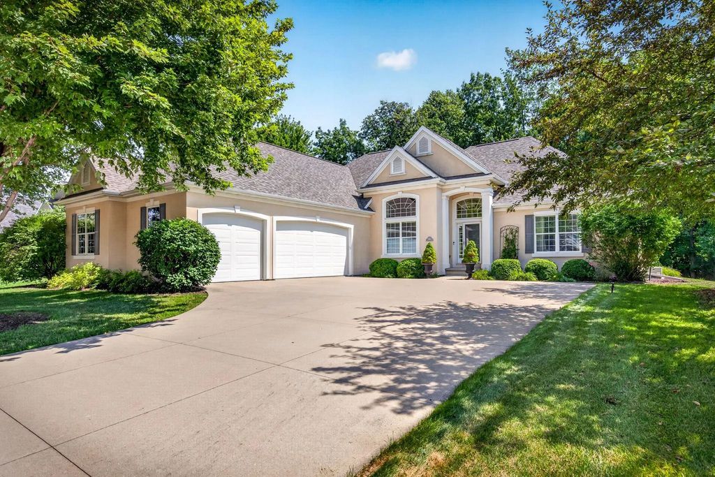 1568 Kingswood Drive, NEENAH
