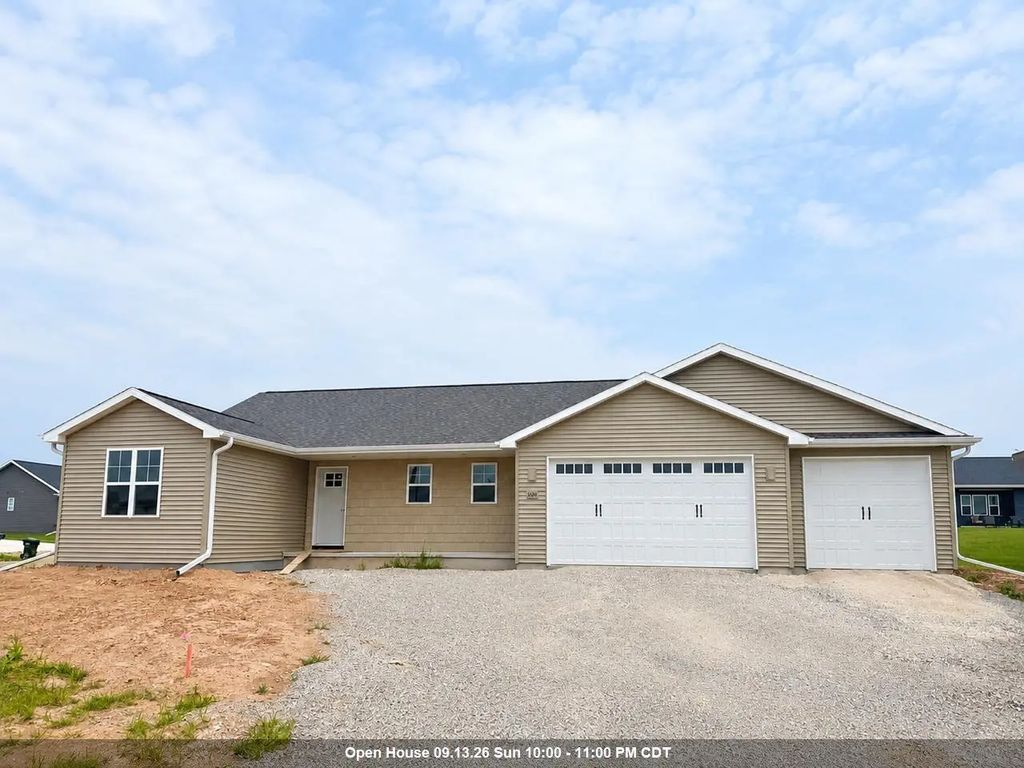 2091 Red Fox Lane, KAUKAUNA