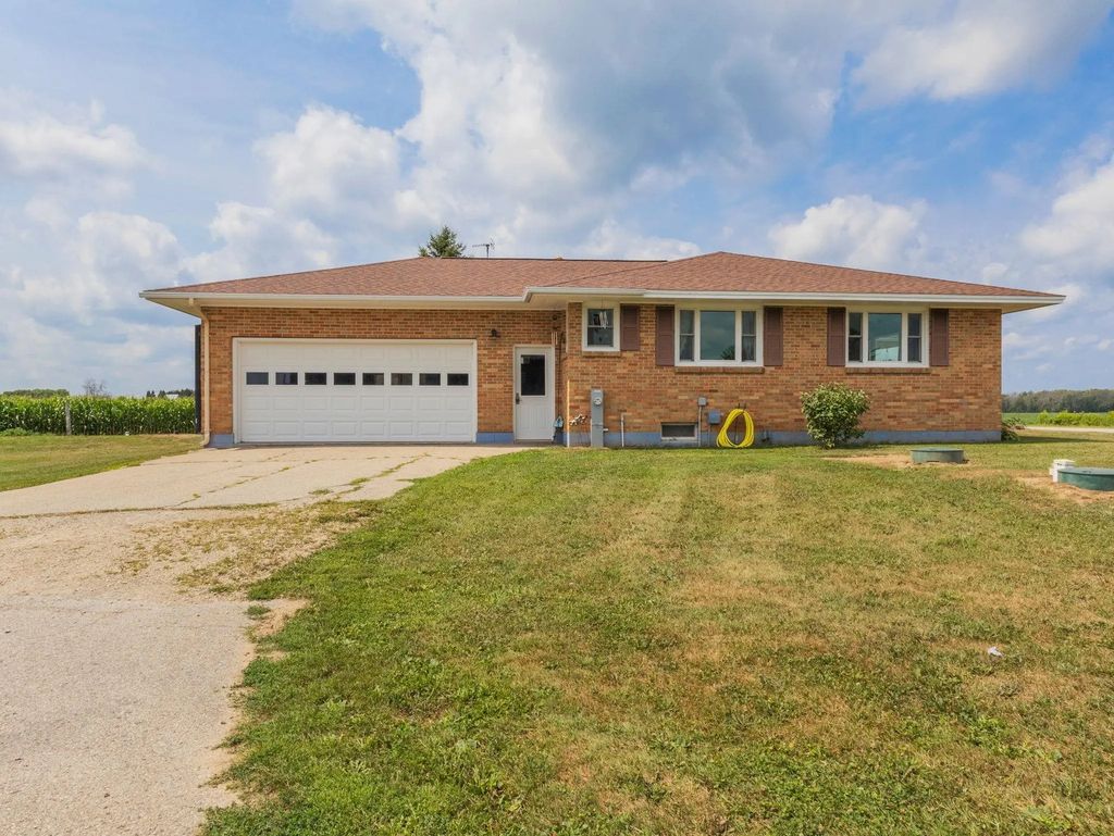 W4757 County Road D, PESHTIGO