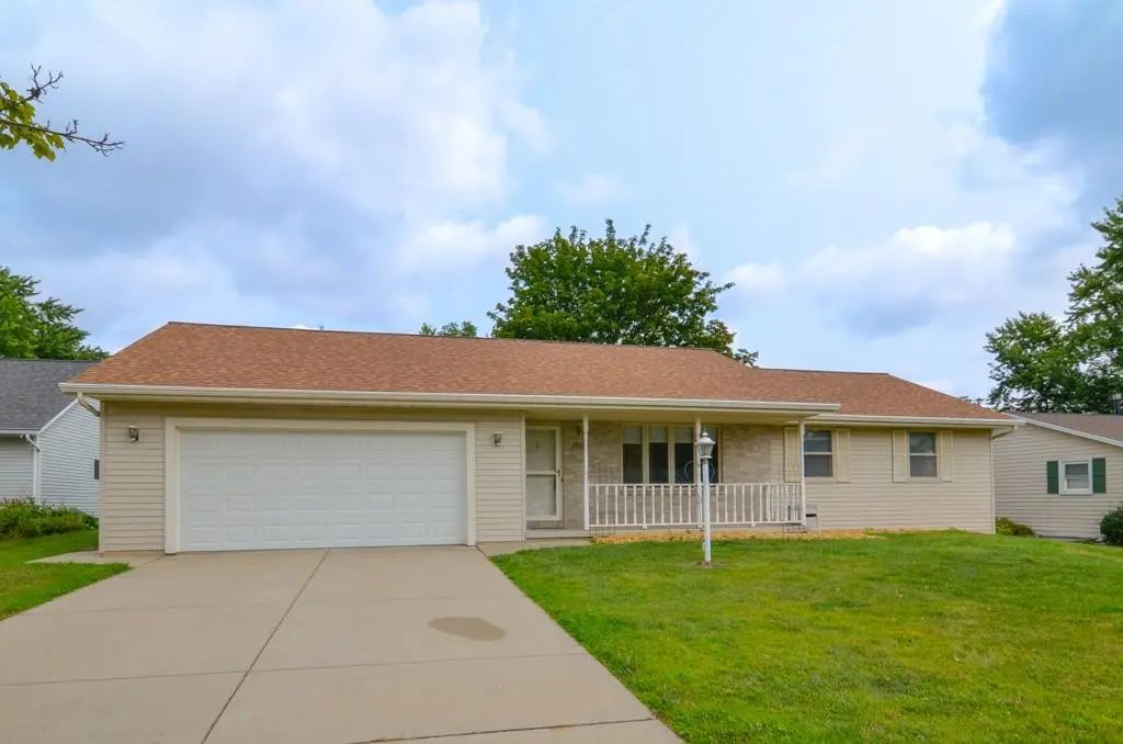1518 Commanche Drive, GREEN BAY