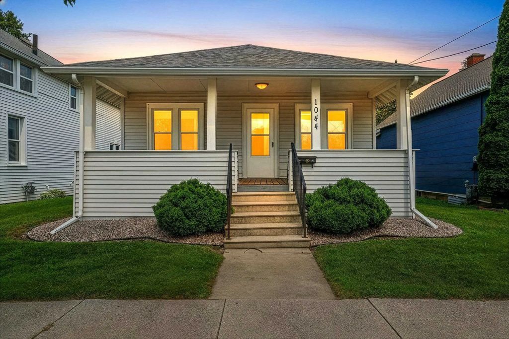 1044 Caroline Street, GREEN BAY