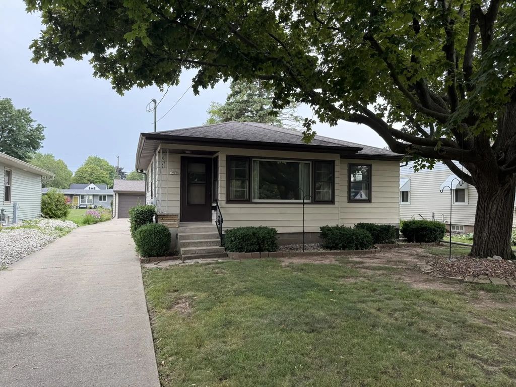 1909 Simpson Street, OSHKOSH