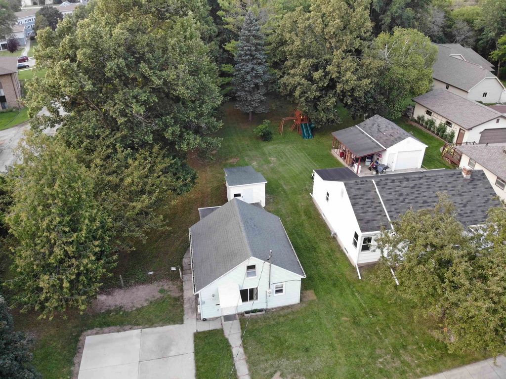 124 W 13th Street, KAUKAUNA