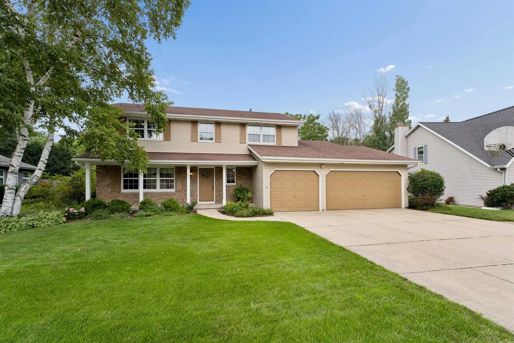33 Pheasant Court, APPLETON