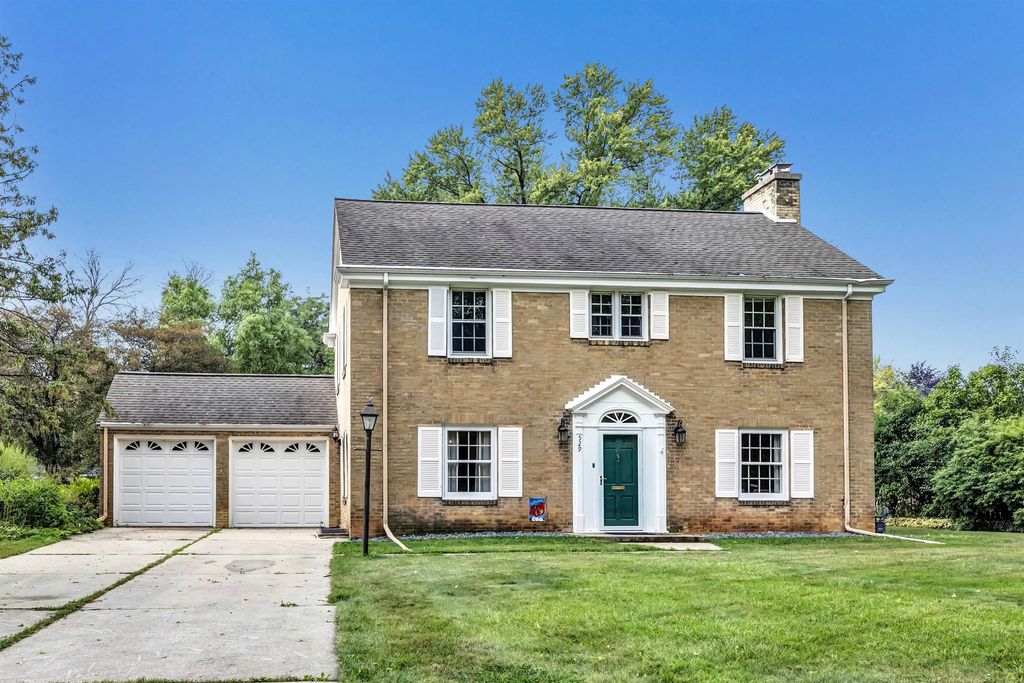 529 Arrowhead Drive, GREEN BAY