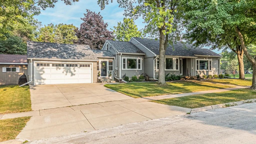 200 Idlewild Street, KAUKAUNA