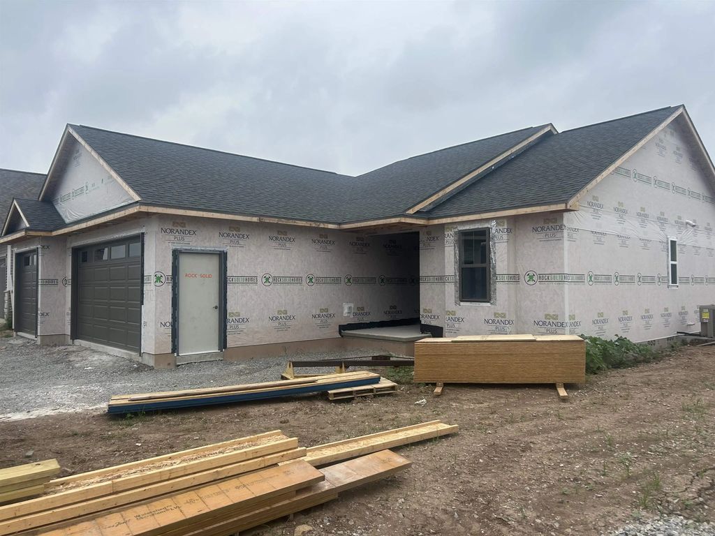 3772 E Callalilly Lane, APPLETON
