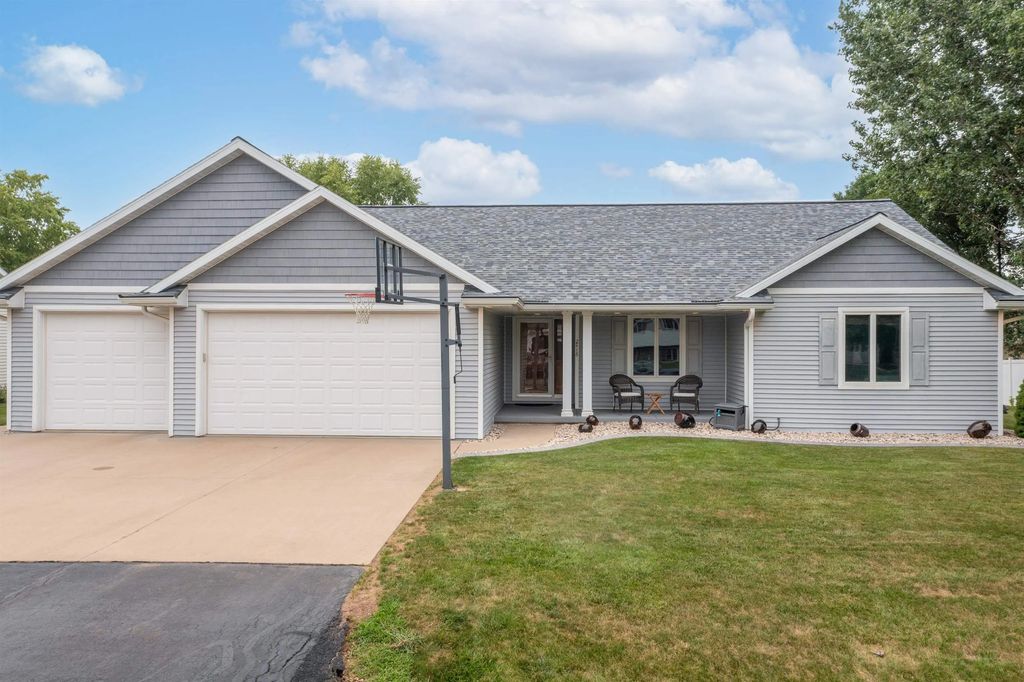 W2416 Snowberry Drive, APPLETON