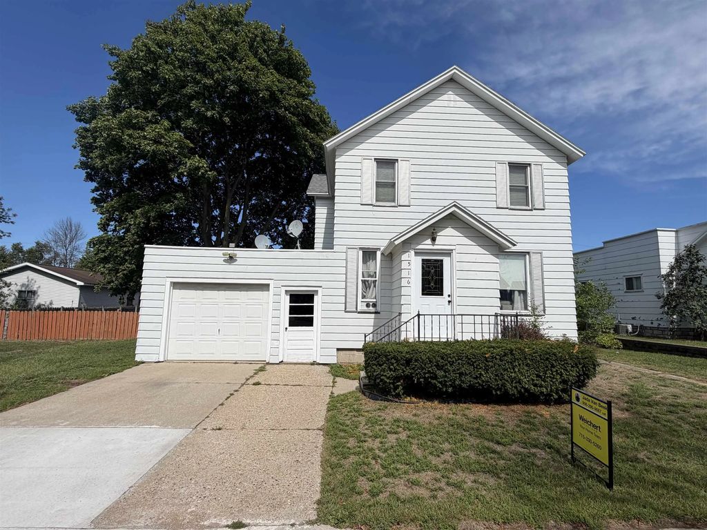 1516 Sherman Street, MARINETTE