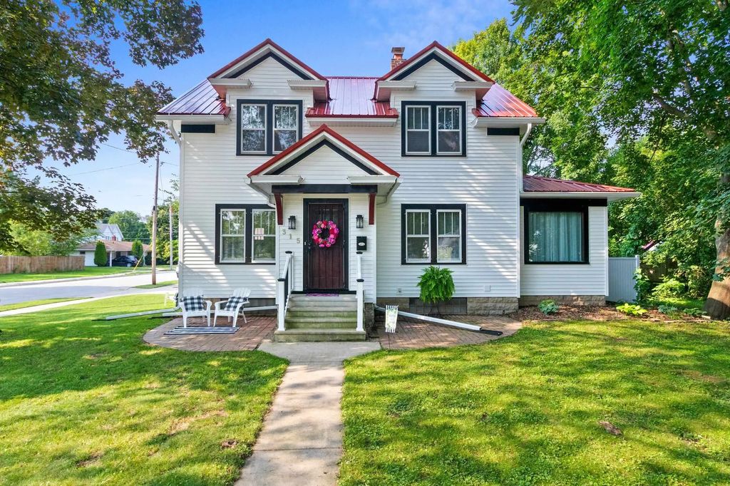 315 W Green Bay Street, SHAWANO