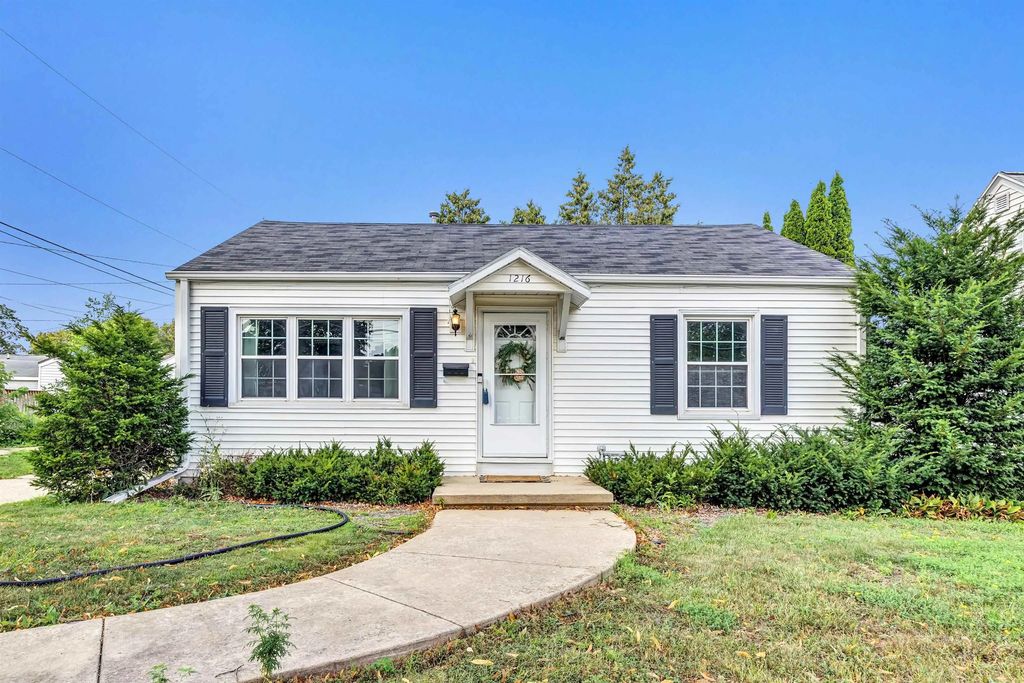 1216 9th Street, GREEN BAY