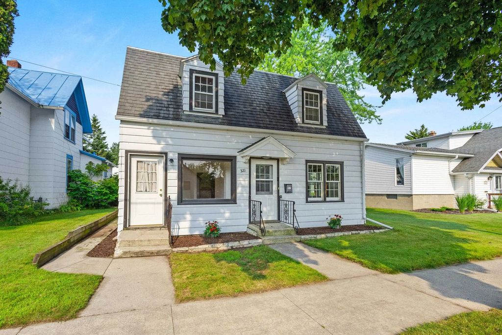 321 Mill Street, ALGOMA