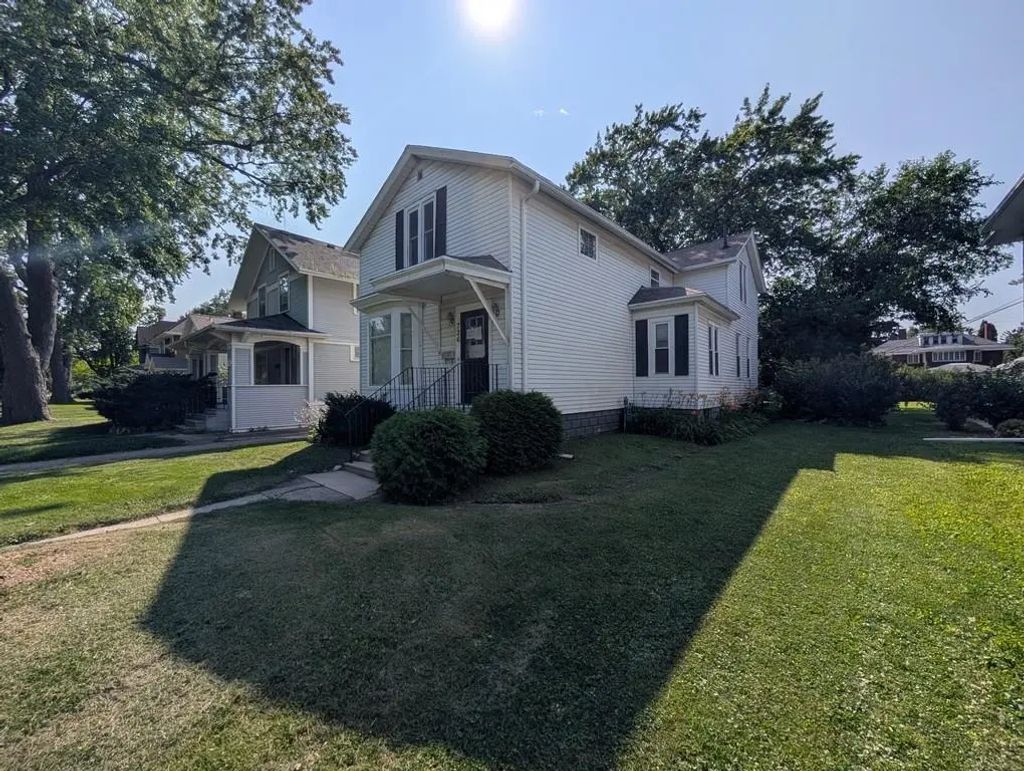 726 S Jackson Street, GREEN BAY