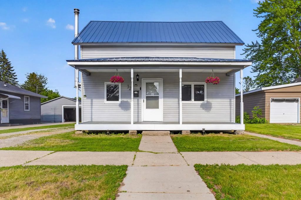 326 S Ellis Avenue, PESHTIGO