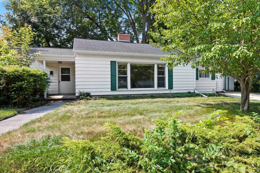 101 W Whitney Street, GREEN BAY