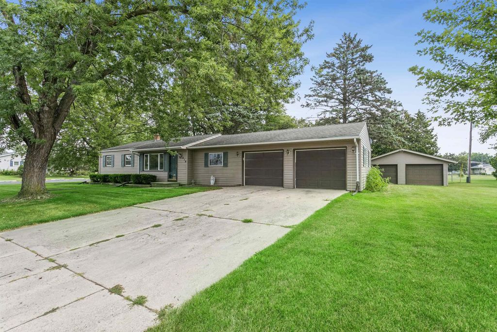 416 N 3rd Street, REEDSVILLE
