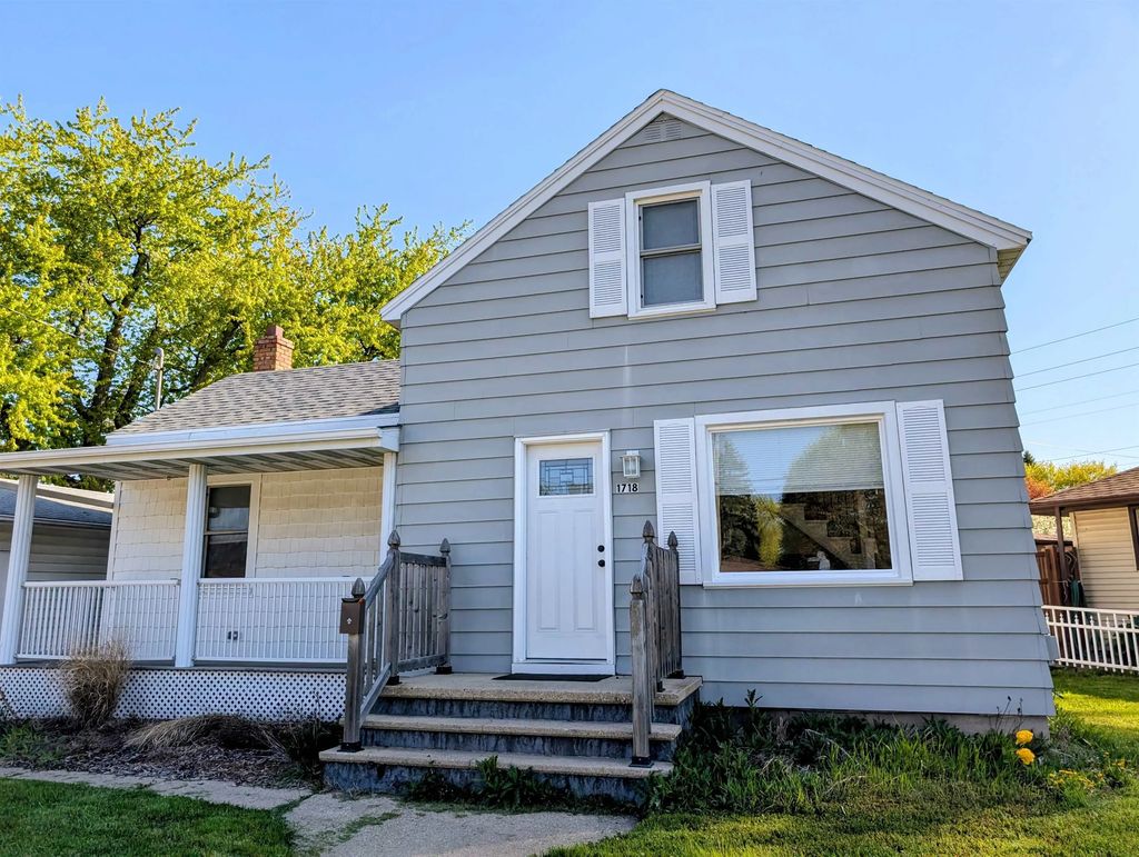 1718 E John Street, APPLETON