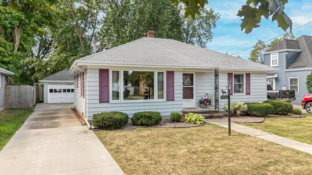 1519 W Commercial Street, APPLETON