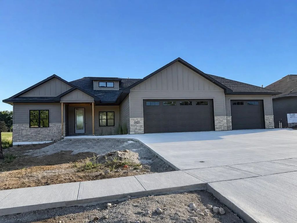 4933 Big Sky Pass, DE PERE