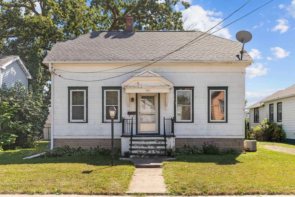 541 Ceape Avenue, OSHKOSH