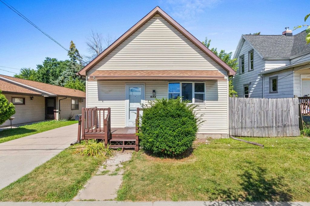 828 S Chestnut Avenue, GREEN BAY