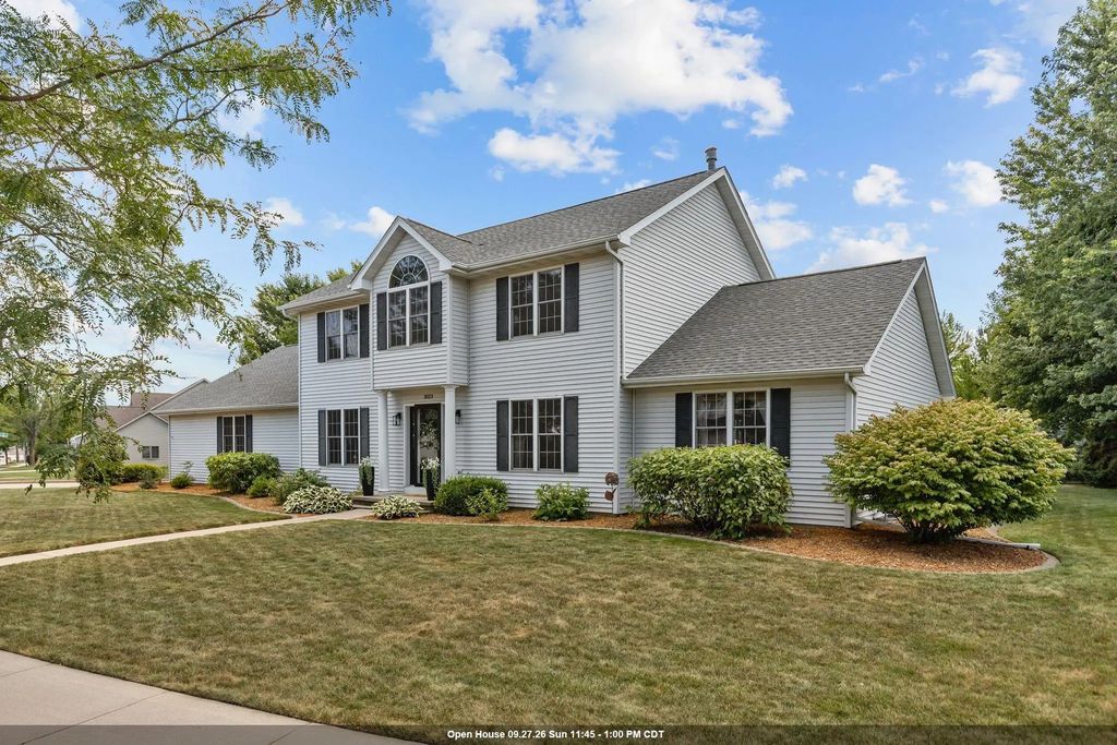 3023 E Greenleaf Drive, APPLETON