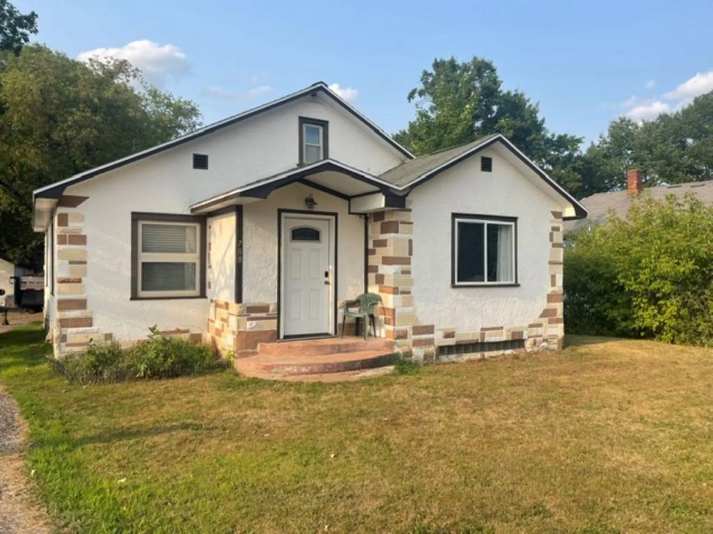 708 E Breitung Avenue, KINGSFORD
