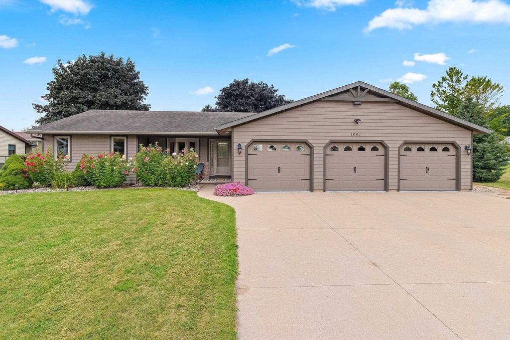 1061 Patrick Court, NEENAH