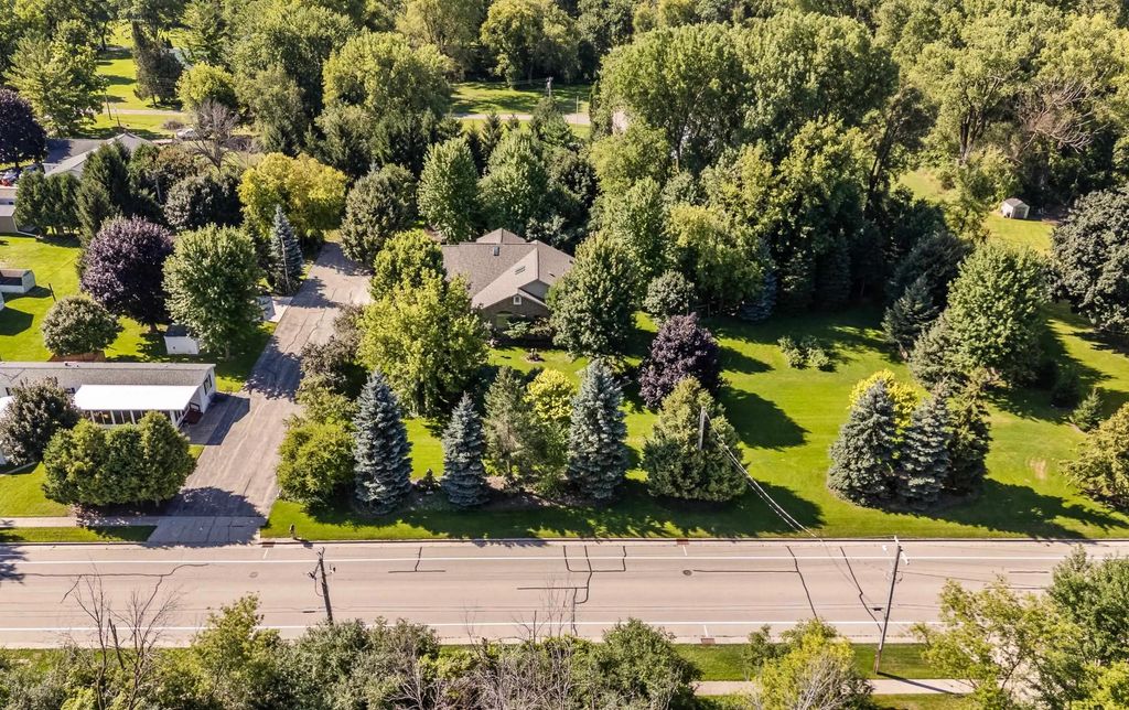 223 Woodland Drive, WAUPUN