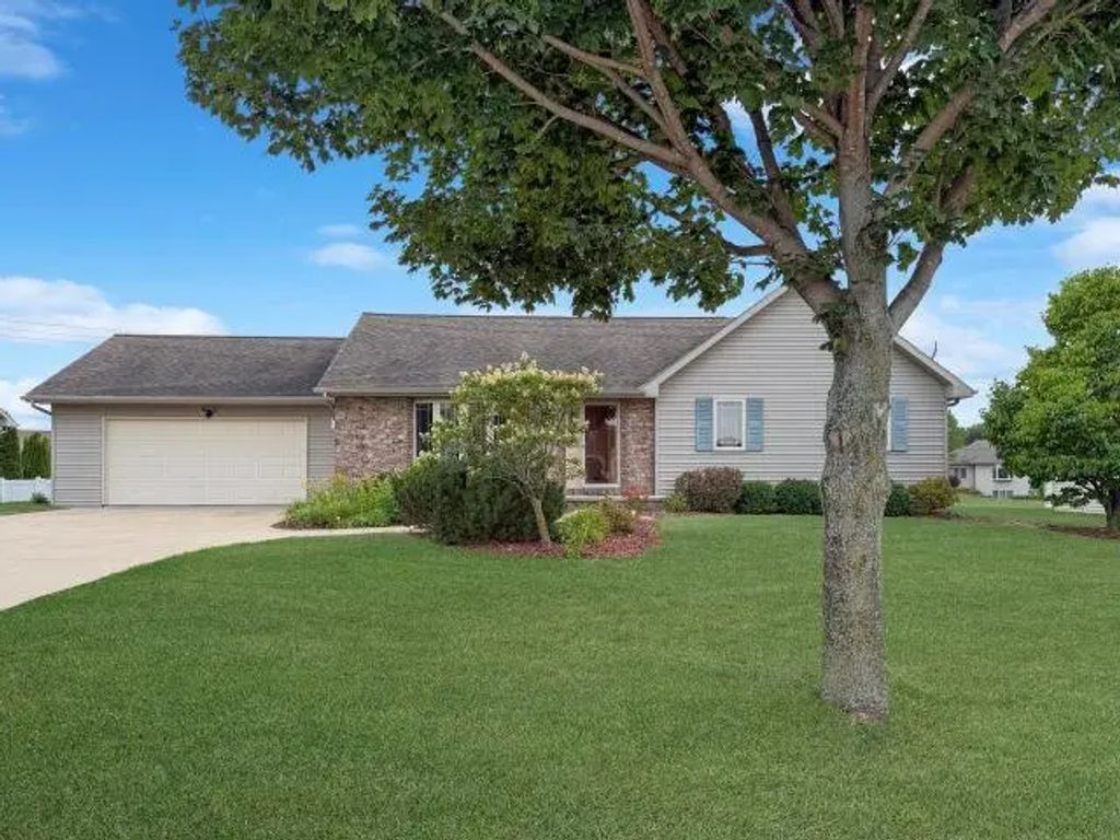 3136 Egan Lane, GREEN BAY