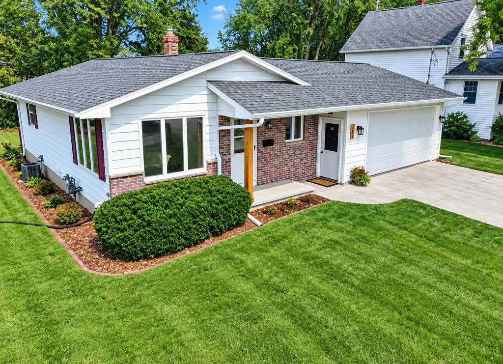141 Robbins Street, SEYMOUR
